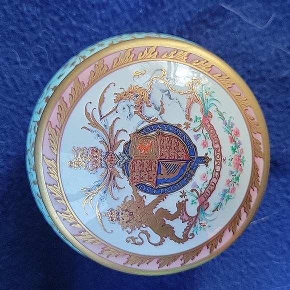 Royal Collection trinket box 2006 - Picture 3 of 10